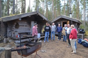 Erik välkomnar på bastuområdet.